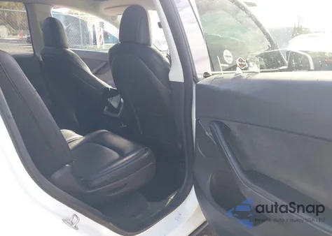 2022 Tesla Model Y Long Range Dual Motor All-Wheel Drive from USA, damaged, VIN 7SAYGAEE9NF365927